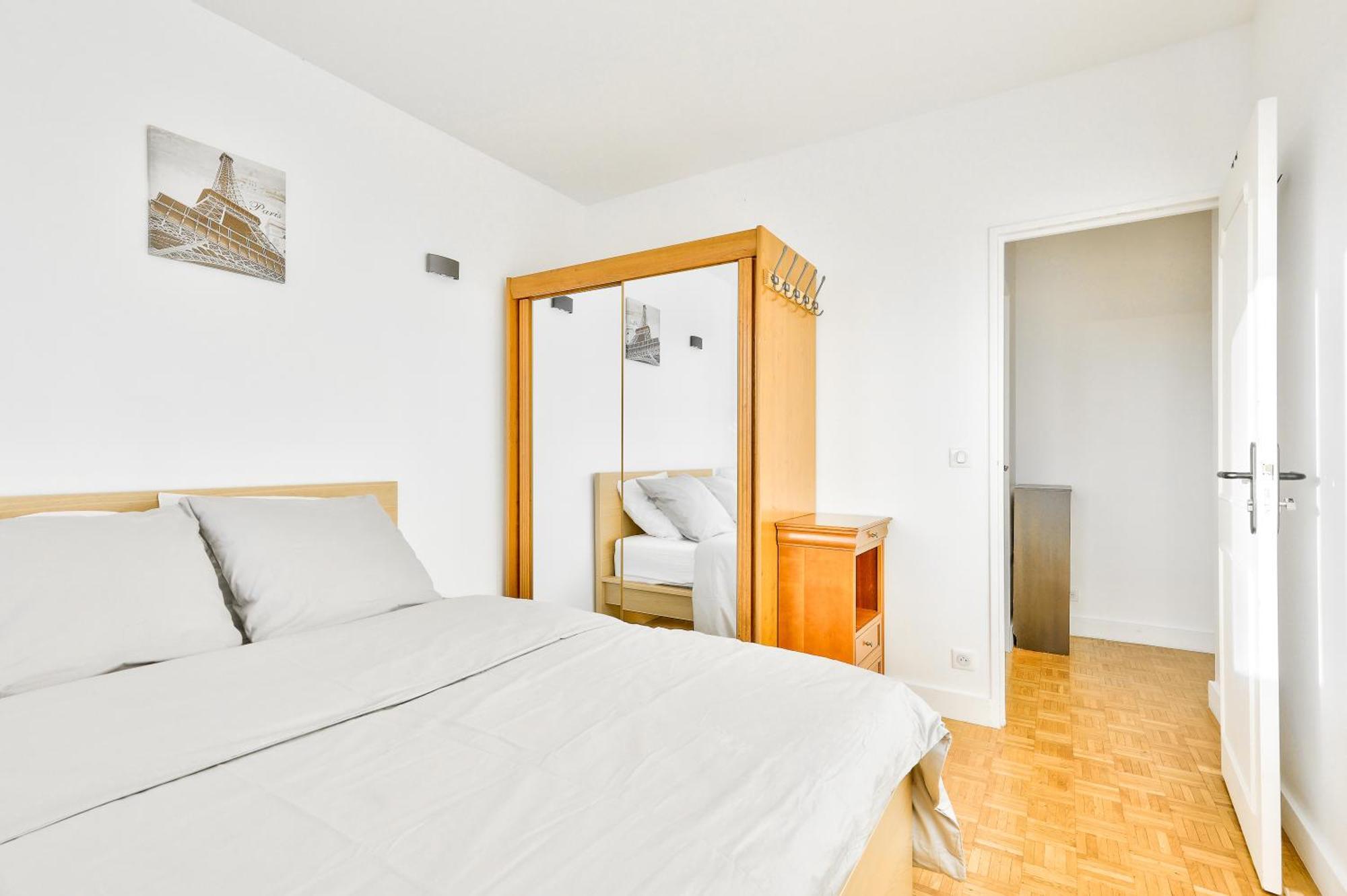 Lumineux Et Cosy A 15min De Paris Apartment
